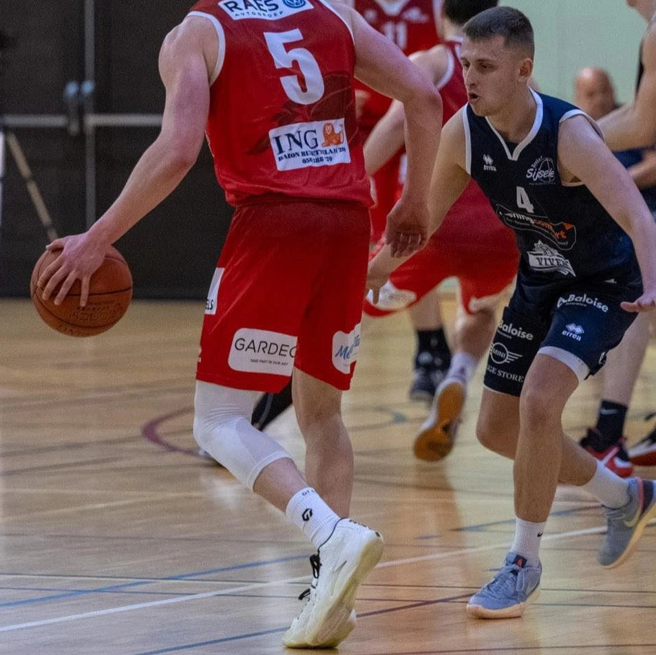 Basketball players wear sporting socks of GT GRIP Socks
